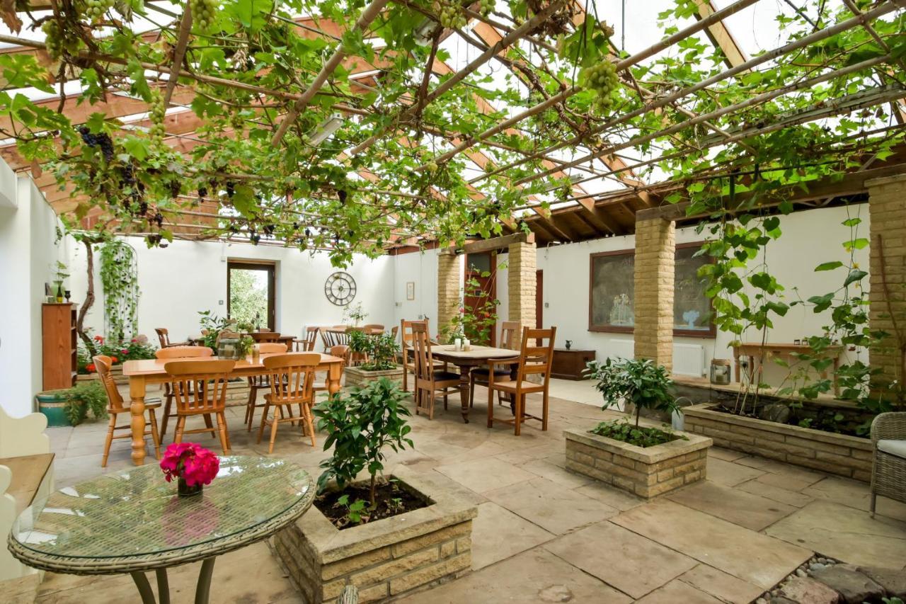 Villa The Steading At Pitmeadow Farm Dunning Exterior foto